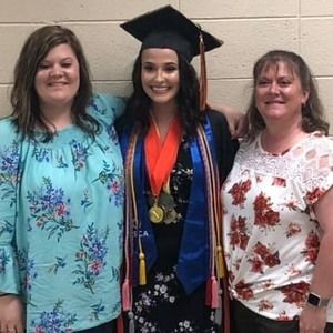 Meet your Posher, Debbie